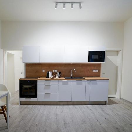 Lucy'S Apartments 2 Оломоуц Екстериор снимка