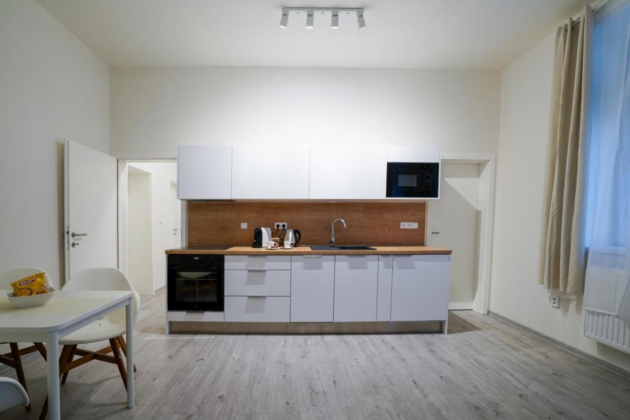Lucy'S Apartments 2 Оломоуц Екстериор снимка